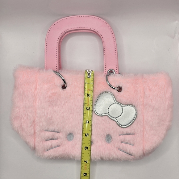 Hello Kitty Pink Plush Handbag with Silver Bow - Picture 7 of 7